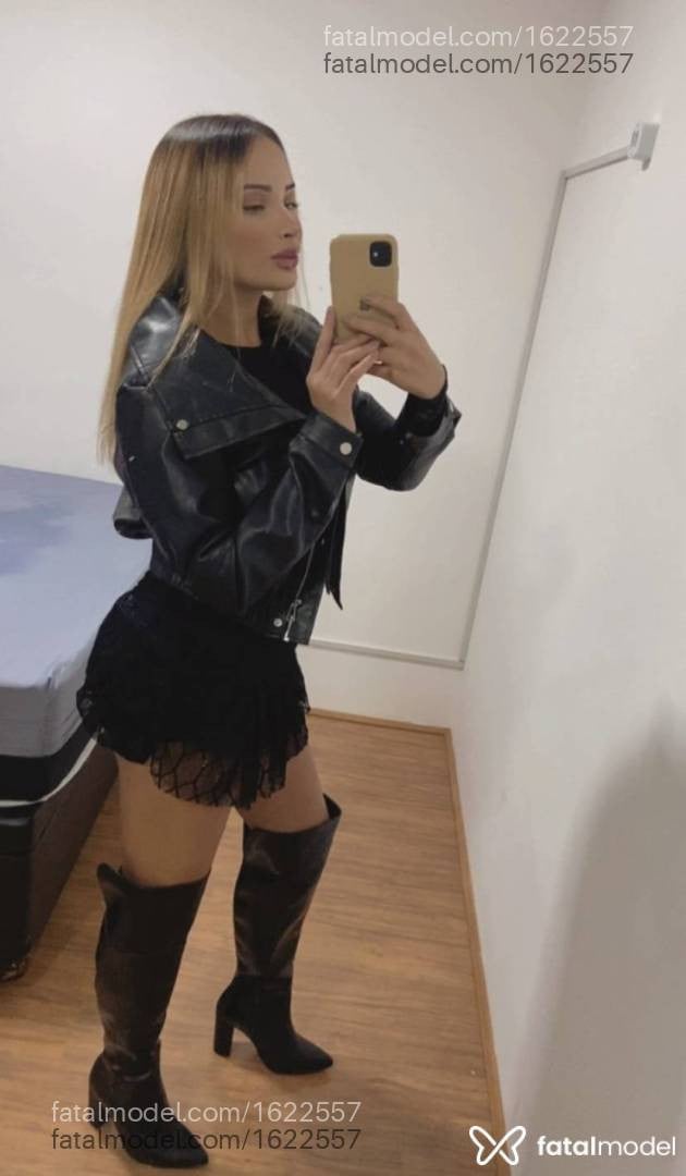 Acompanhante mulher loira (o) de olhos verdes em Uberlândia - Vívian Bueno