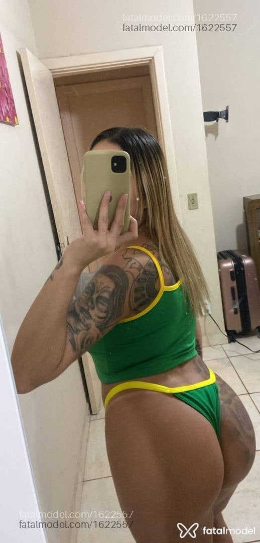 Acompanhante mulher loira (o) de olhos verdes em Uberlândia - Vívian Bueno