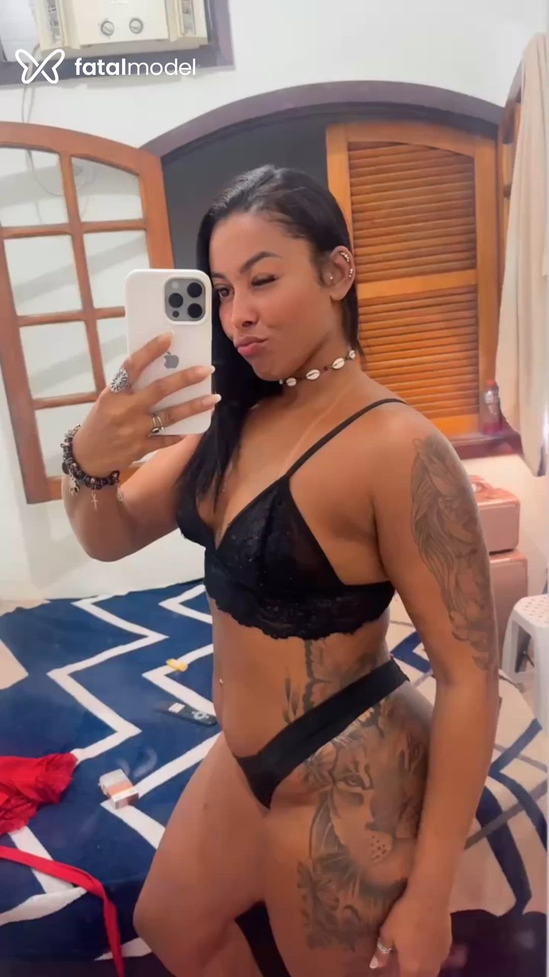 Acompanhante mulher morena (o) de olhos castanhos em Cabo Frio Acompanhante mulher morena (o) de olhos castanhos em Cabo Frio - Thalita