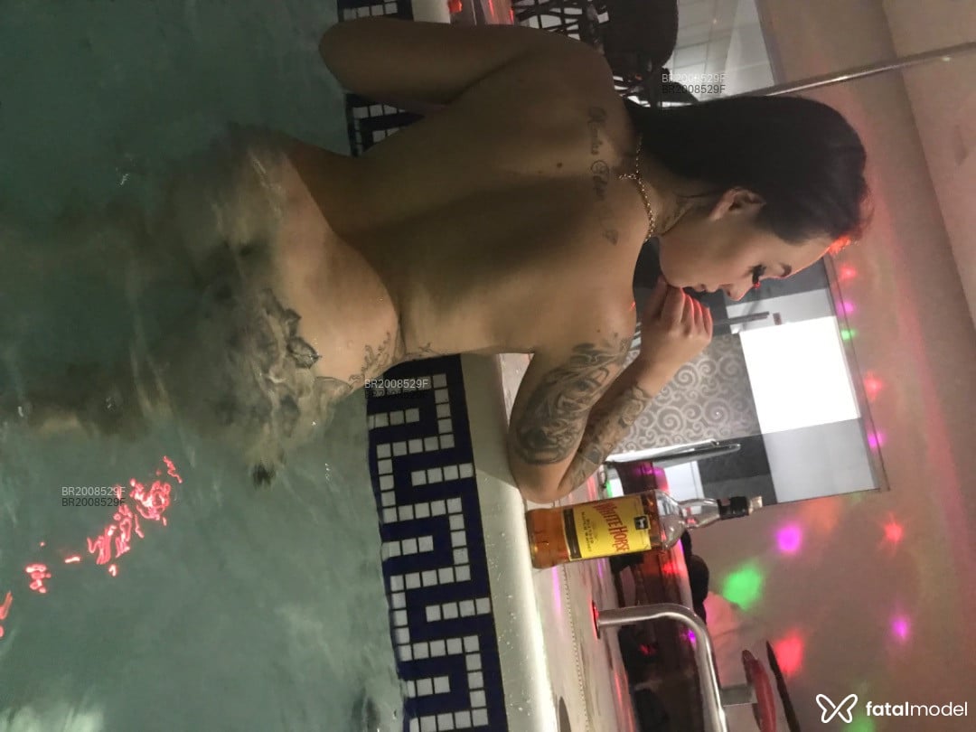 Acompanhante mulher morena (o) de olhos mel em Boa Vista da Aparecida - Jade Souza