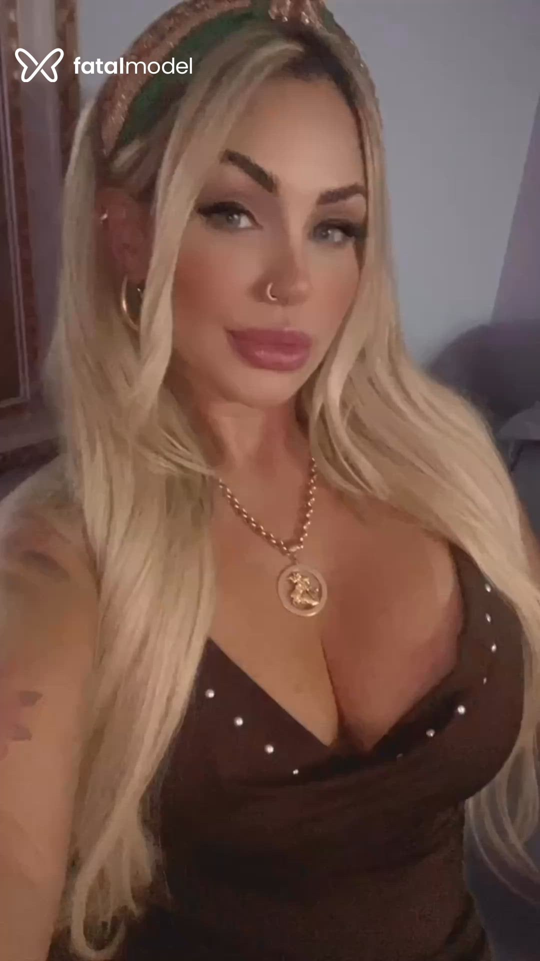 Acompanhante mulher loira (o) de olhos azuis em Pontes e Lacerda Acompanhante mulher loira (o) de olhos azuis em Pontes e Lacerda - Mirela Vaz