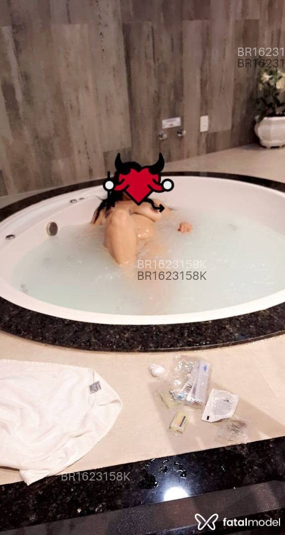 Acompanhante mulher morena (o) de olhos castanhos em Rio de Janeiro - Paula