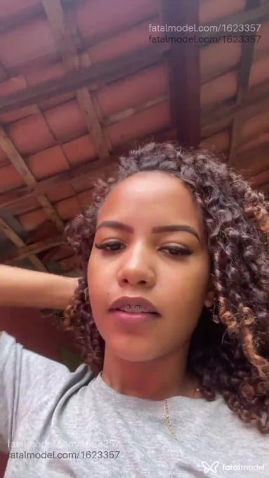 Acompanhante mulher morena (o) de olhos pretos em Petrolina Acompanhante mulher morena (o) de olhos pretos em Petrolina - Julia Alves