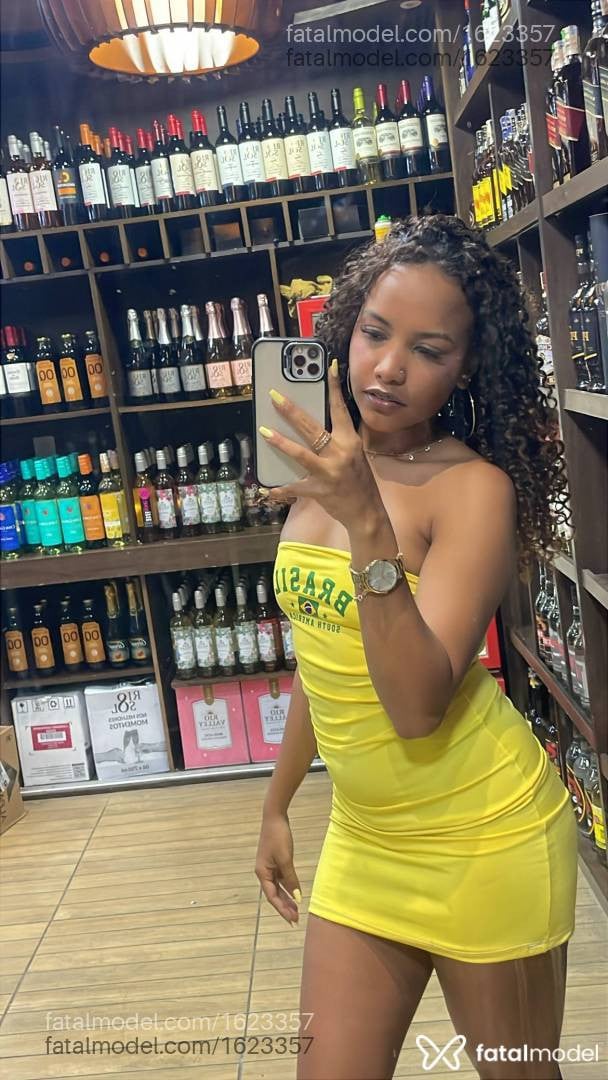 Acompanhante mulher morena (o) de olhos pretos em Petrolina - Julia Alves