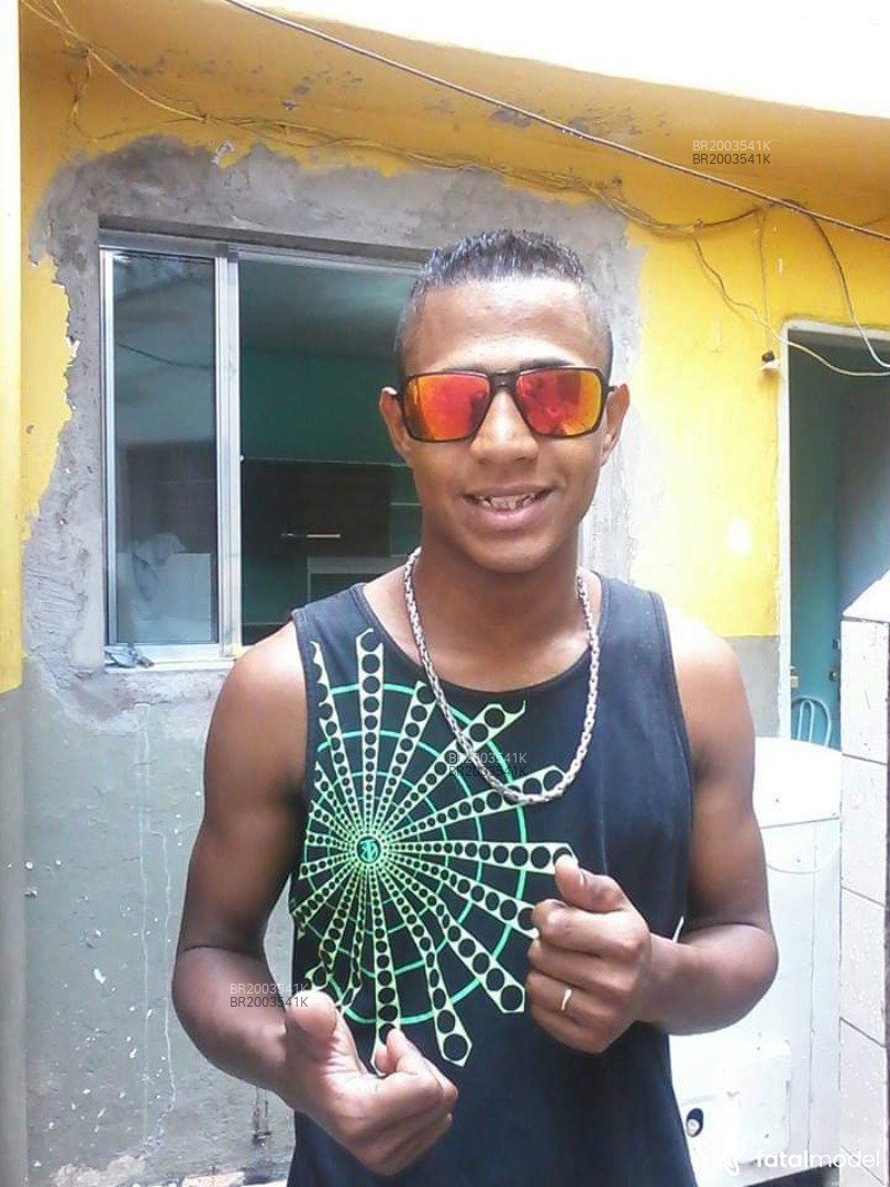 Acompanhante homem morena (o) de olhos pretos em Ribeirão Preto - Erick