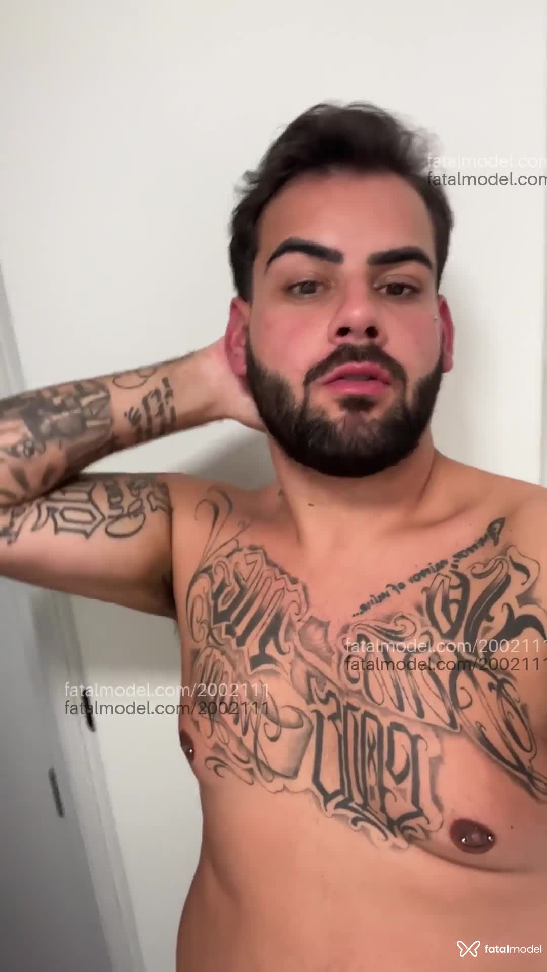 Acompanhante homem morena (o) de olhos castanhos em São Paulo - Gustavo Henrico