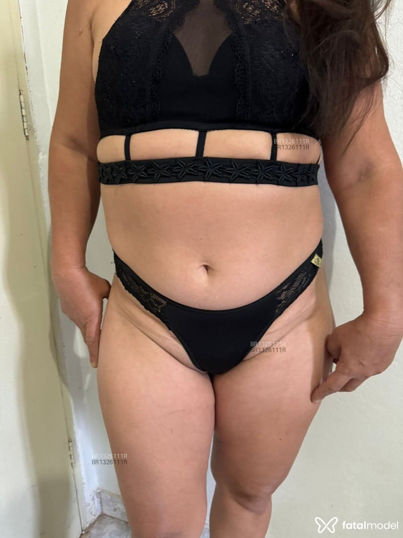 Acompanhante mulher morena (o) de olhos verdes em Jaboticabal - Raissa