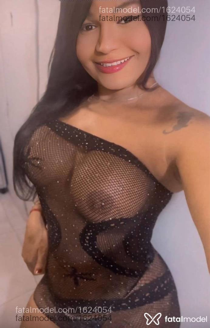Acompanhante mulher trans morena (o) de olhos castanhos em Nova Friburgo Acompanhante mulher trans morena (o) de olhos castanhos em Nova Friburgo - Carla angel