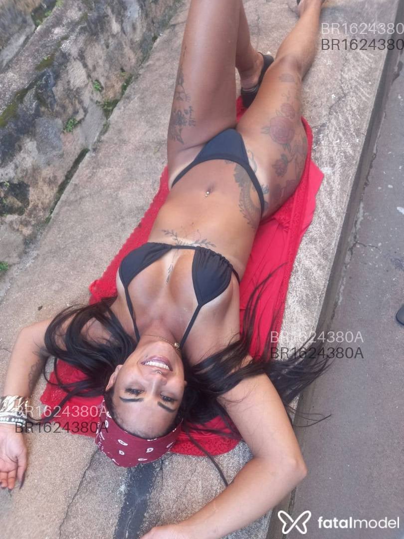 Acompanhante mulher morena (o) de olhos castanhos em Divinópolis - Anita Guedes