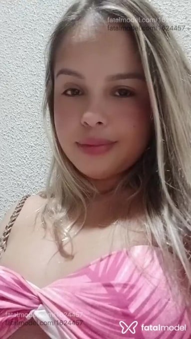 Acompanhante mulher loira (o) de olhos castanhos em Itapema Acompanhante mulher loira (o) de olhos castanhos em Itapema - Bruna Fernandes