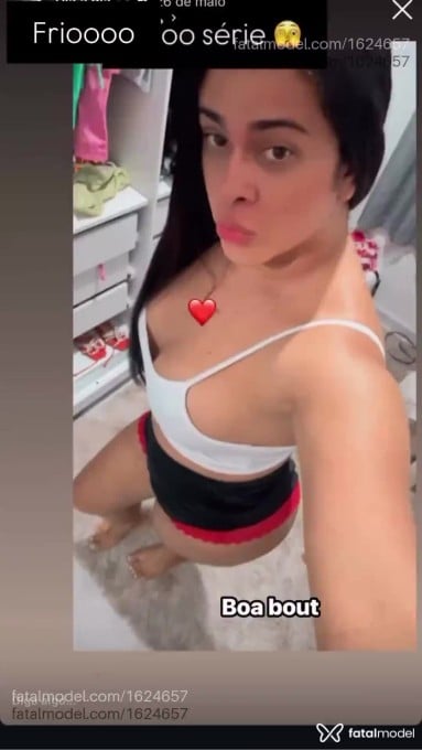 Acompanhante mulher trans com cabelo castanho de olhos castanhos em Cachoeiro de Itapemirim - Bruninha