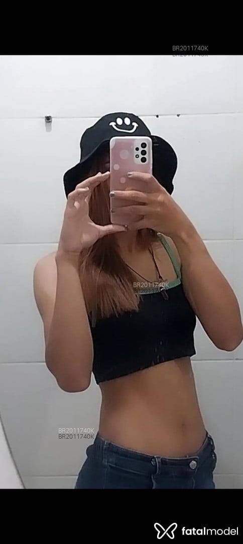 Acompanhante mulher com cabelo castanho de olhos castanhos em Rio de Janeiro - Angel