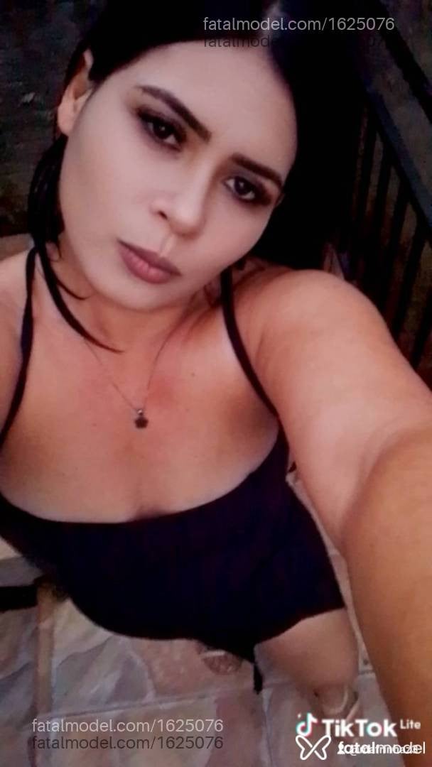 Acompanhante mulher morena (o) de olhos castanhos - Jhenny Morenna