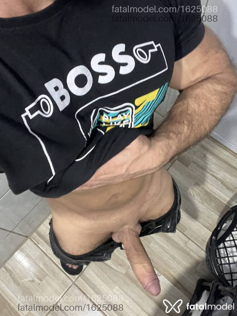 Acompanhante homem morena (o) de olhos mel - Rafael