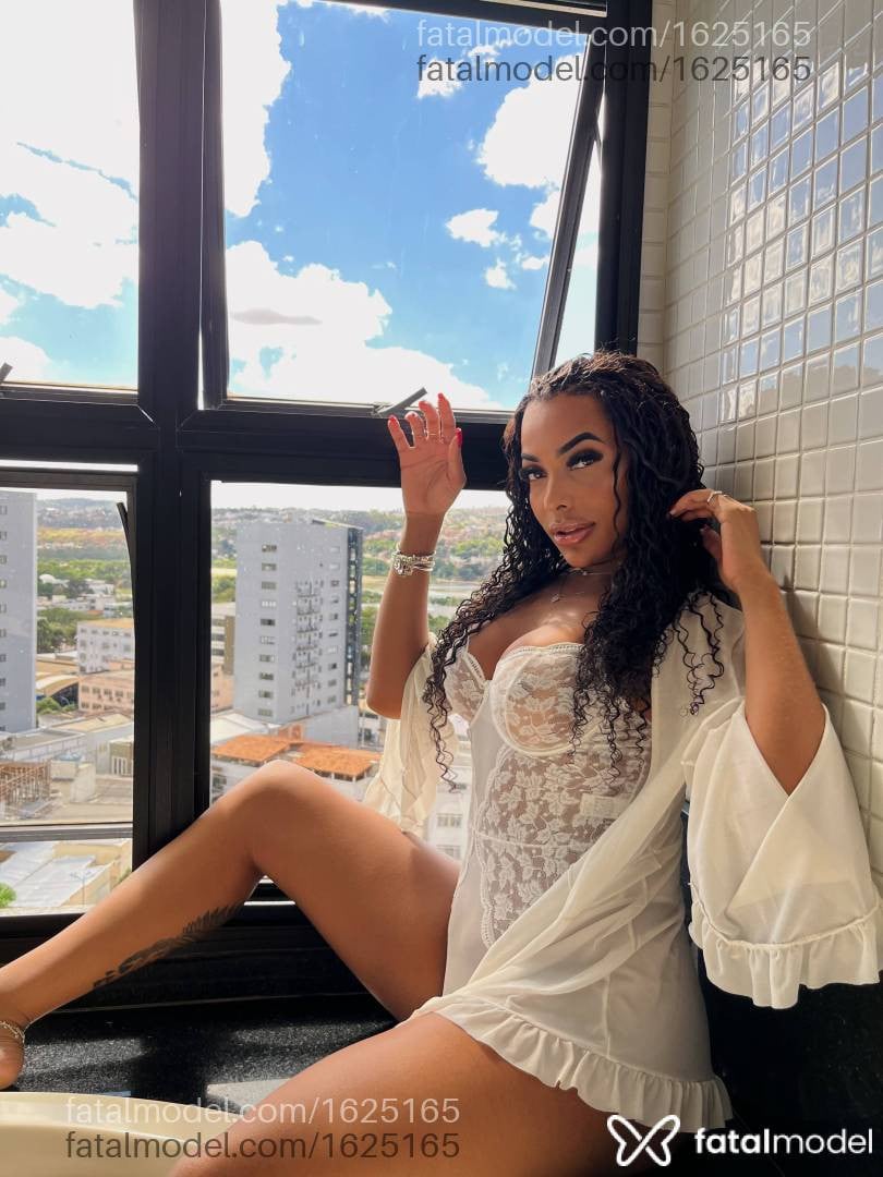 Acompanhante travesti morena (o) de olhos castanhos - Brunessa Andrade