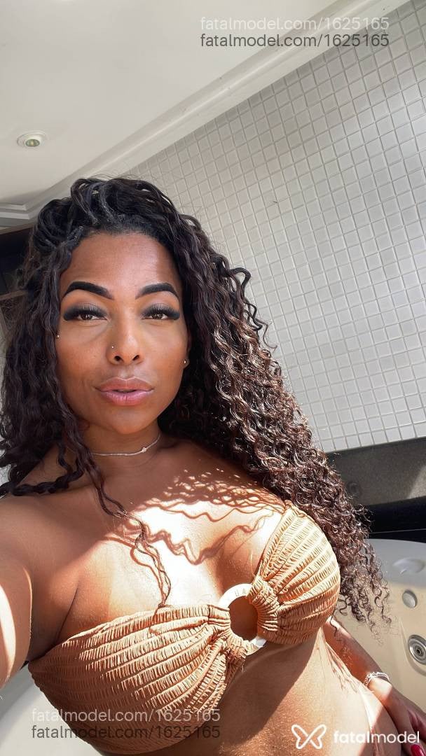 Acompanhante travesti morena (o) de olhos castanhos em Colatina - Brunessa Andrade