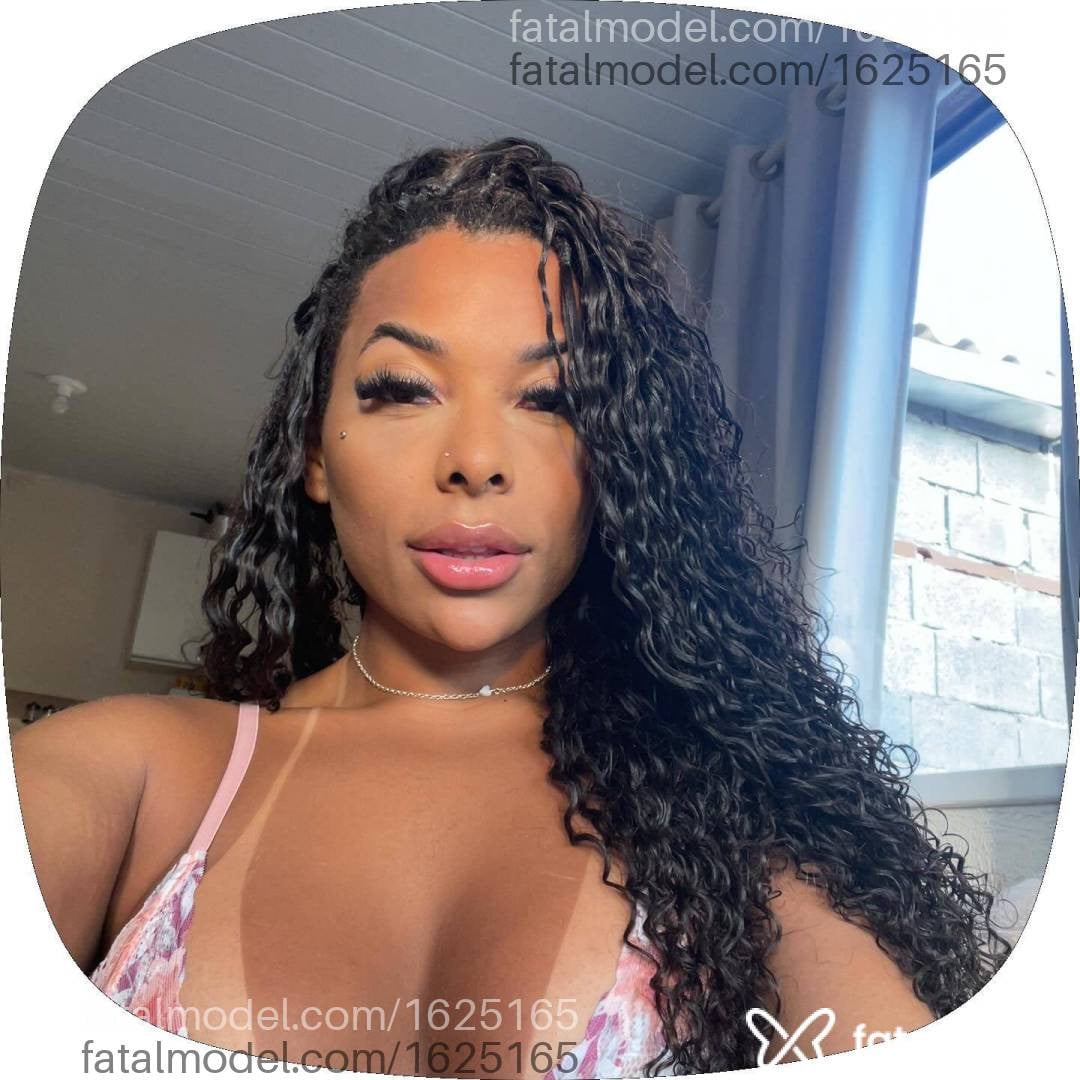 Acompanhante travesti morena (o) de olhos castanhos - Brunessa Andrade