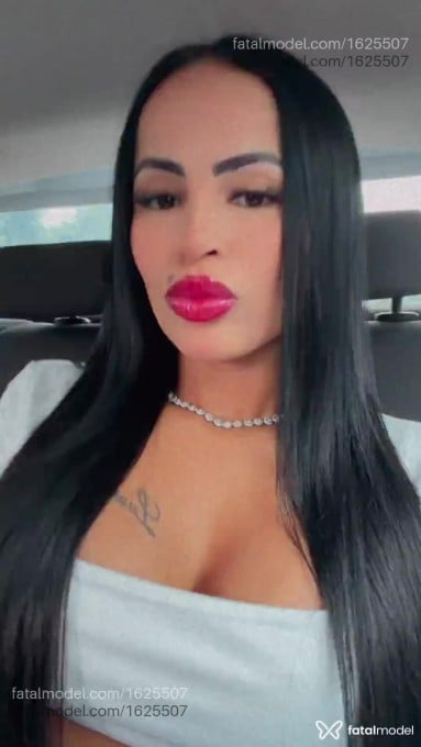 Acompanhante mulher morena (o) de olhos castanhos em Lages - Valentina