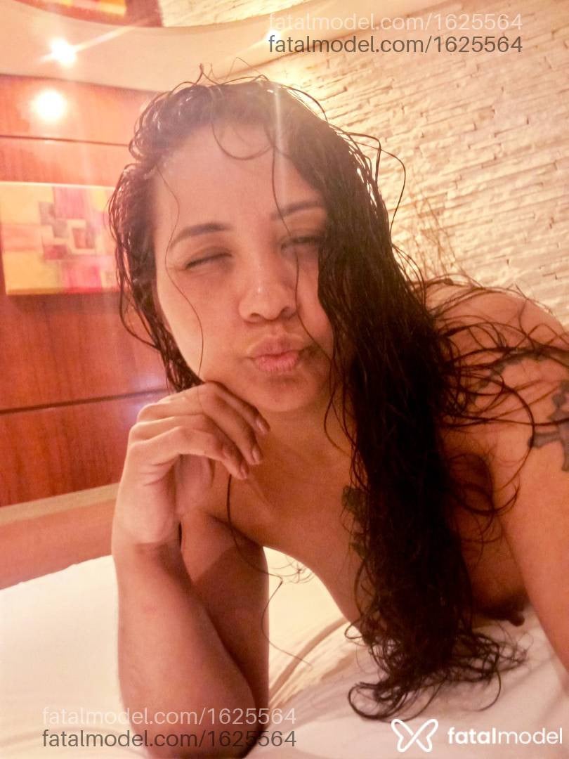 Acompanhante mulher morena (o) de olhos castanhos - Agatha Castro