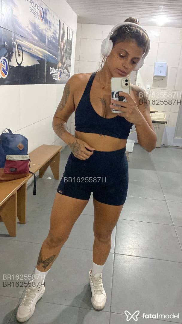 Acompanhante mulher loira (o) de olhos castanhos em Itajubá Acompanhante mulher loira (o) de olhos castanhos em Itajubá - Sarah veyga