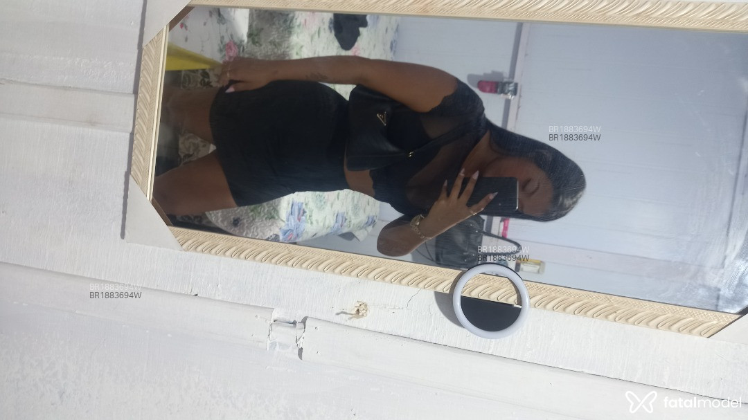 Acompanhante mulher morena (o) de olhos castanhos em Alta Floresta - Sabriny