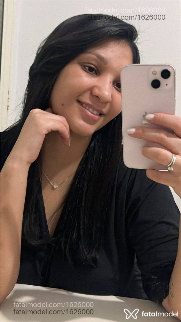 Acompanhante mulher morena (o) de olhos castanhos - Nathália Silva