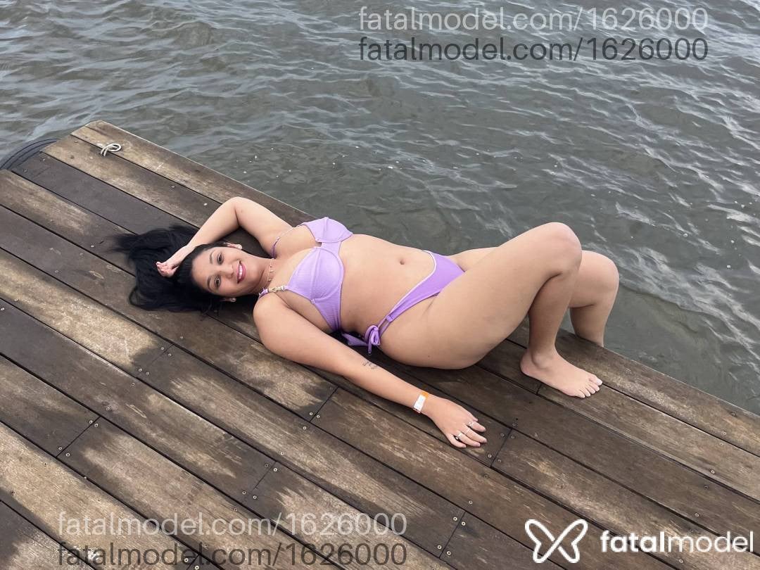 Acompanhante mulher morena (o) de olhos castanhos em Tupã - Nathália Silva