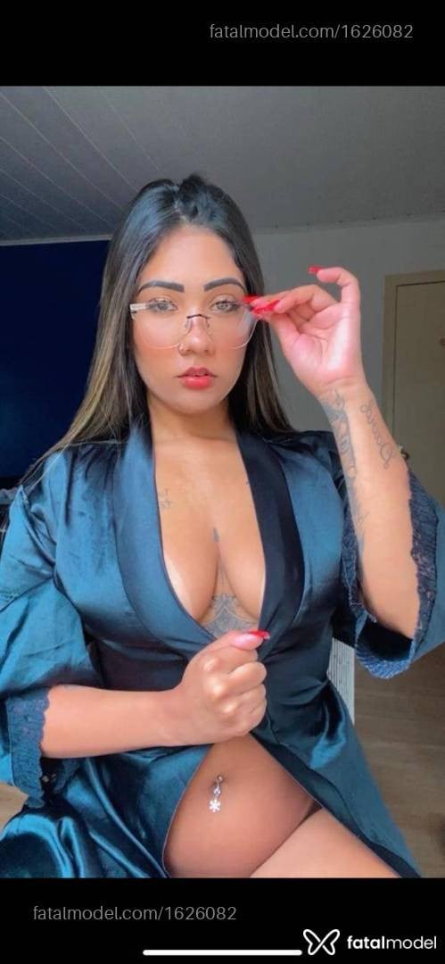 Acompanhante mulher loira (o) de olhos castanhos - Lorenna Silva Acompanhante mulher loira (o) de olhos castanhos - Lorenna Silva