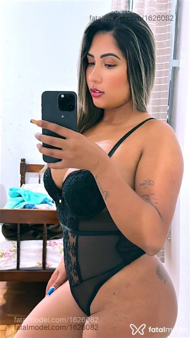 Acompanhante mulher loira (o) de olhos castanhos - Lorenna Silva Acompanhante mulher loira (o) de olhos castanhos - Lorenna Silva