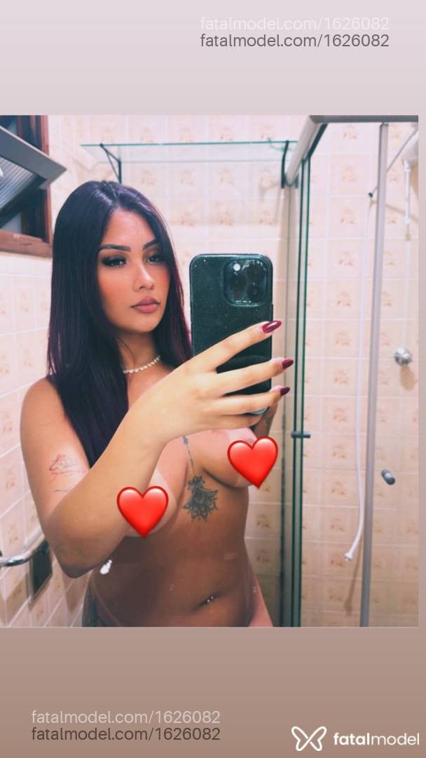 Acompanhante mulher loira (o) de olhos castanhos - Lorenna Silva