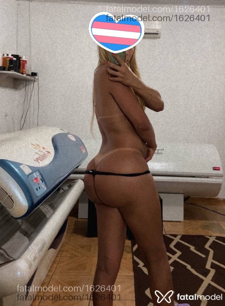 Acompanhante travesti loira (o) de olhos castanhos em Gravataí - Britney