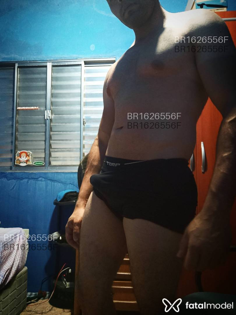 Acompanhante homem morena (o) de olhos castanhos em São Paulo - Vicenzo Lopes