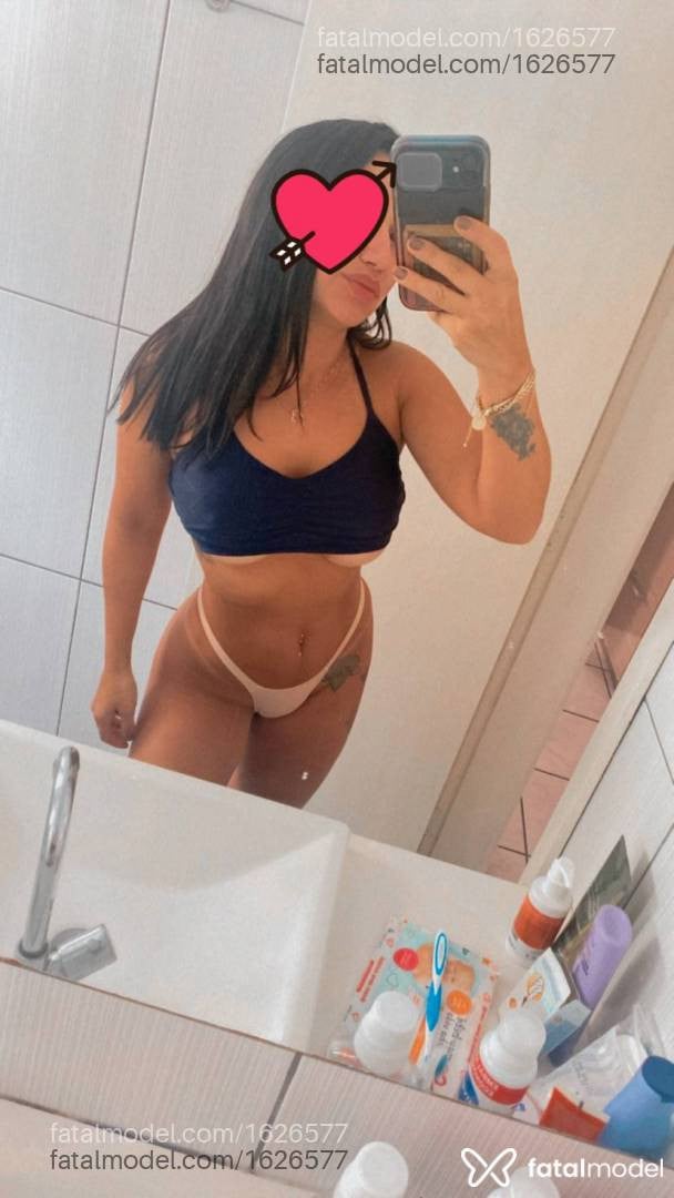 Acompanhante mulher morena (o) de olhos castanhos - Carol Gomes