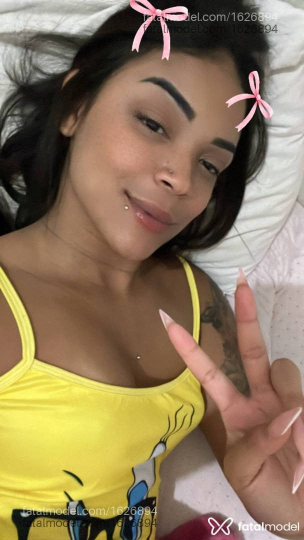 Acompanhante mulher morena (o) de olhos pretos em Capelinha - Carol Garcia