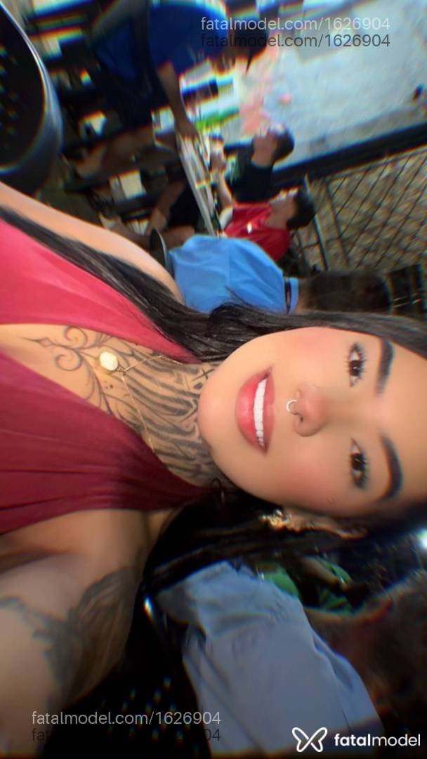 Acompanhante mulher morena (o) de olhos mel em Goiânia - Larah