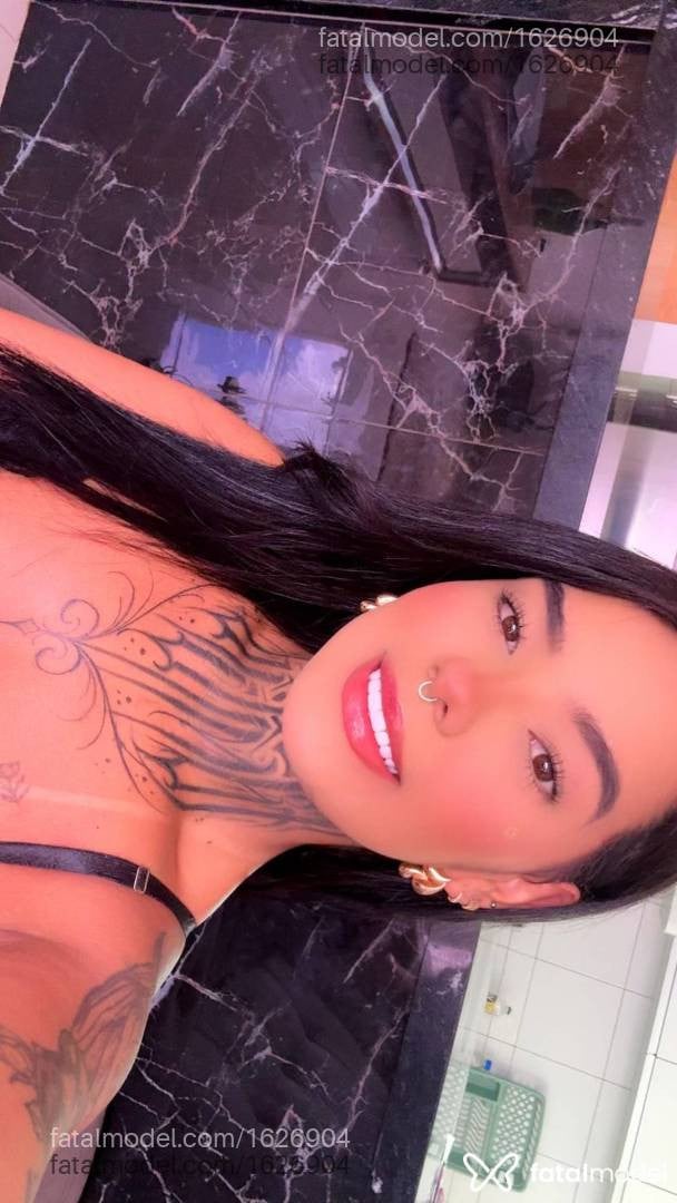 Acompanhante mulher morena (o) de olhos mel em Goiânia - Larah