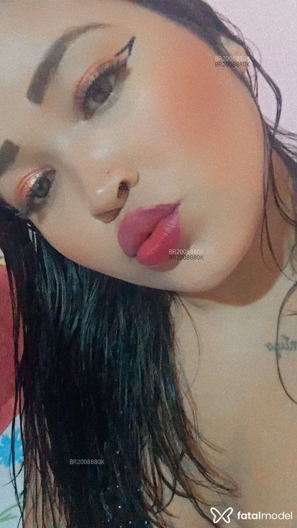 Acompanhante mulher com cabelo castanho de olhos castanhos em Palhoça - Simara