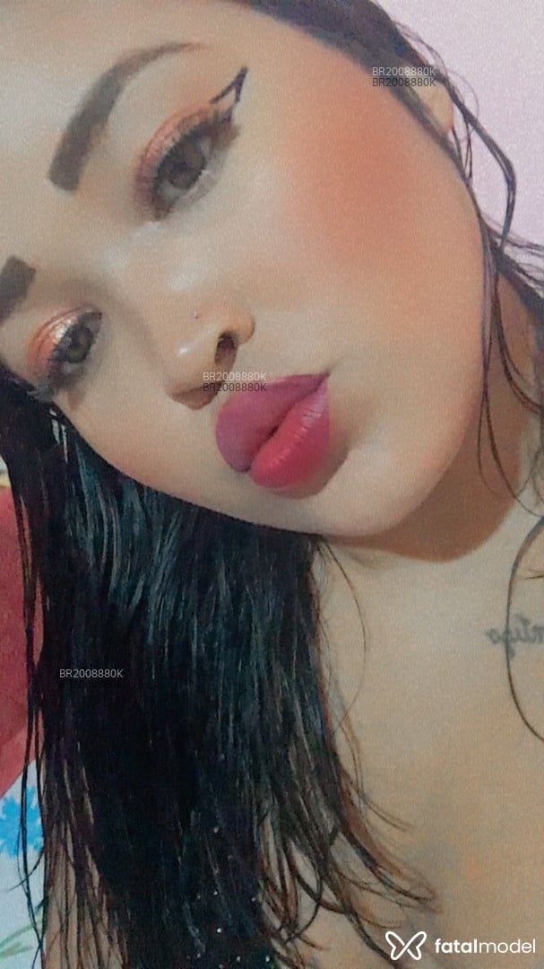 Acompanhante mulher com cabelo castanho de olhos castanhos em Palhoça - Simara