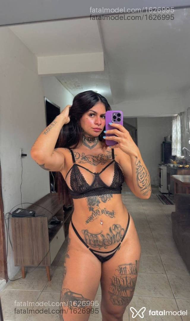 Acompanhante mulher com cabelo castanho de olhos castanhos em Taubaté - Maia Brito