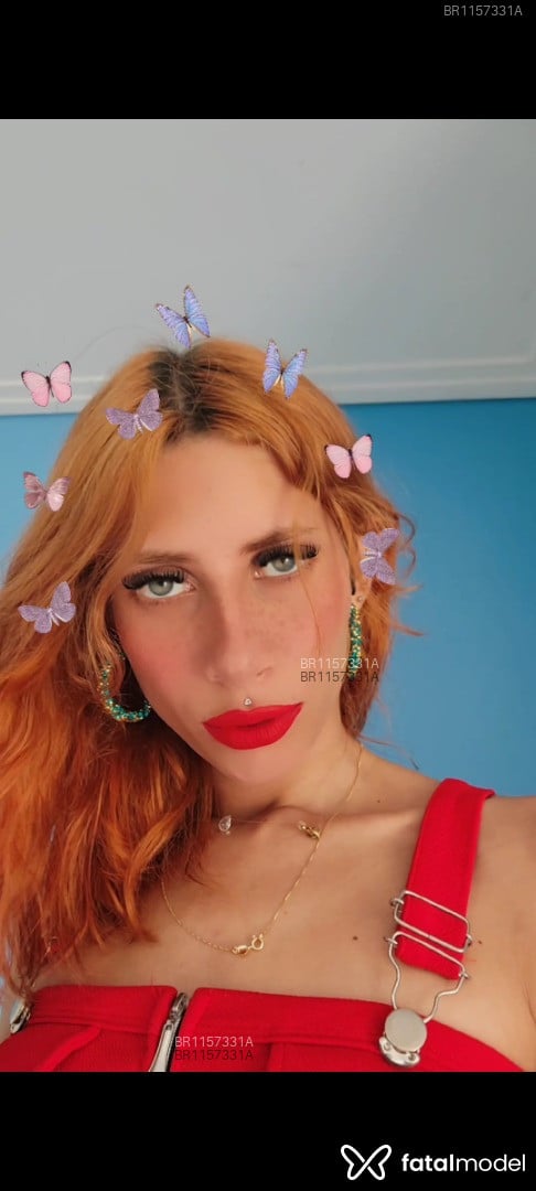 Acompanhante travesti ruiva (o) de olhos verdes em Boa Vista - Stella