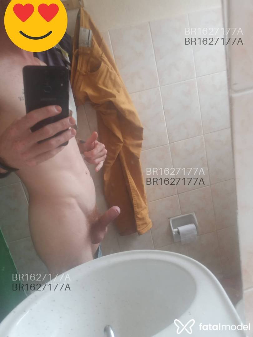 Acompanhante homem ruiva (o) de olhos verdes em São João da Boa Vista Acompanhante homem ruiva (o) de olhos verdes em São João da Boa Vista - Vinícius Henrique