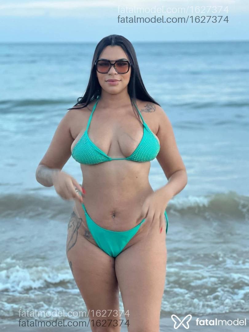 Acompanhante mulher com cabelo castanho de olhos mel - Isa