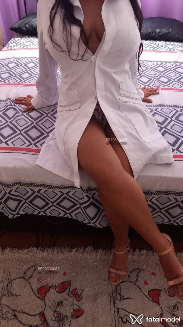 Acompanhante mulher morena (o) de olhos castanhos em Aracruz - Pietra Muniz