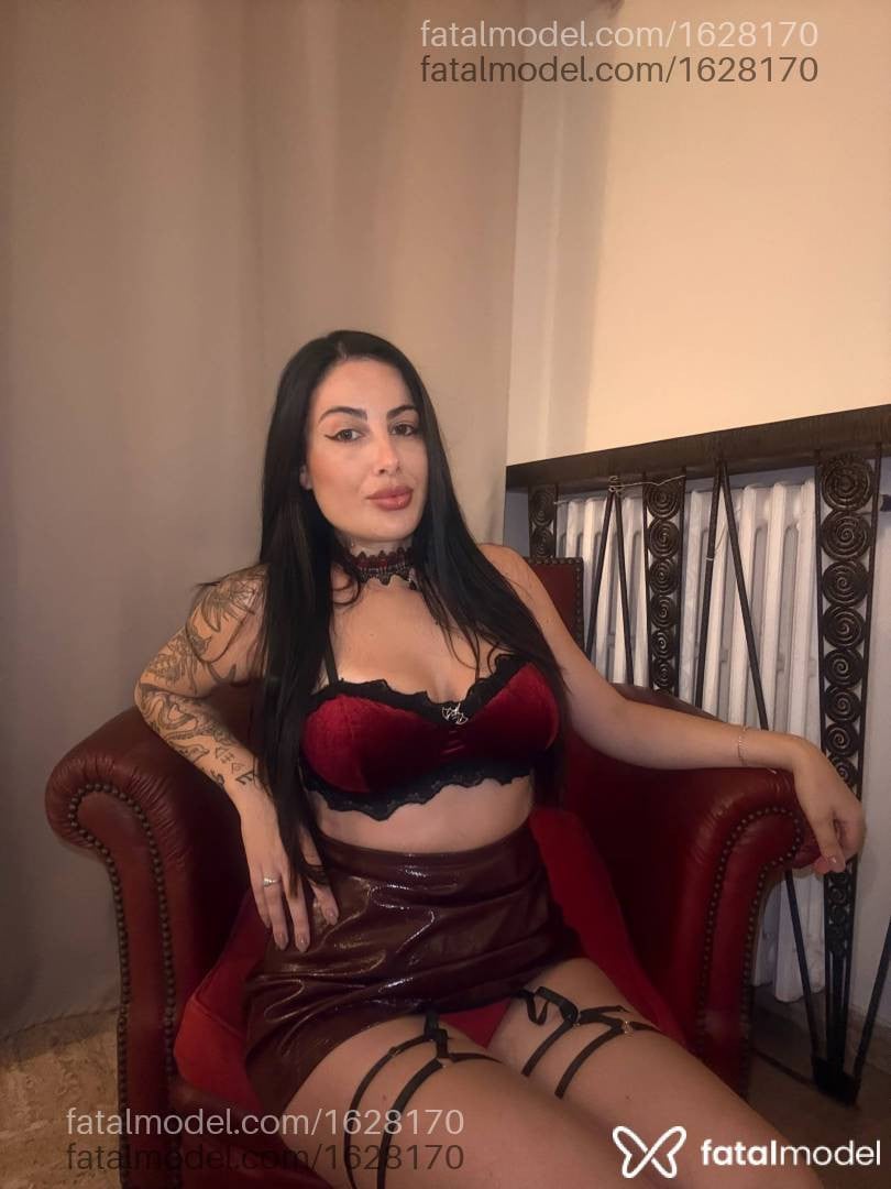 Acompanhante mulher morena (o) de olhos castanhos - Ayla Alves