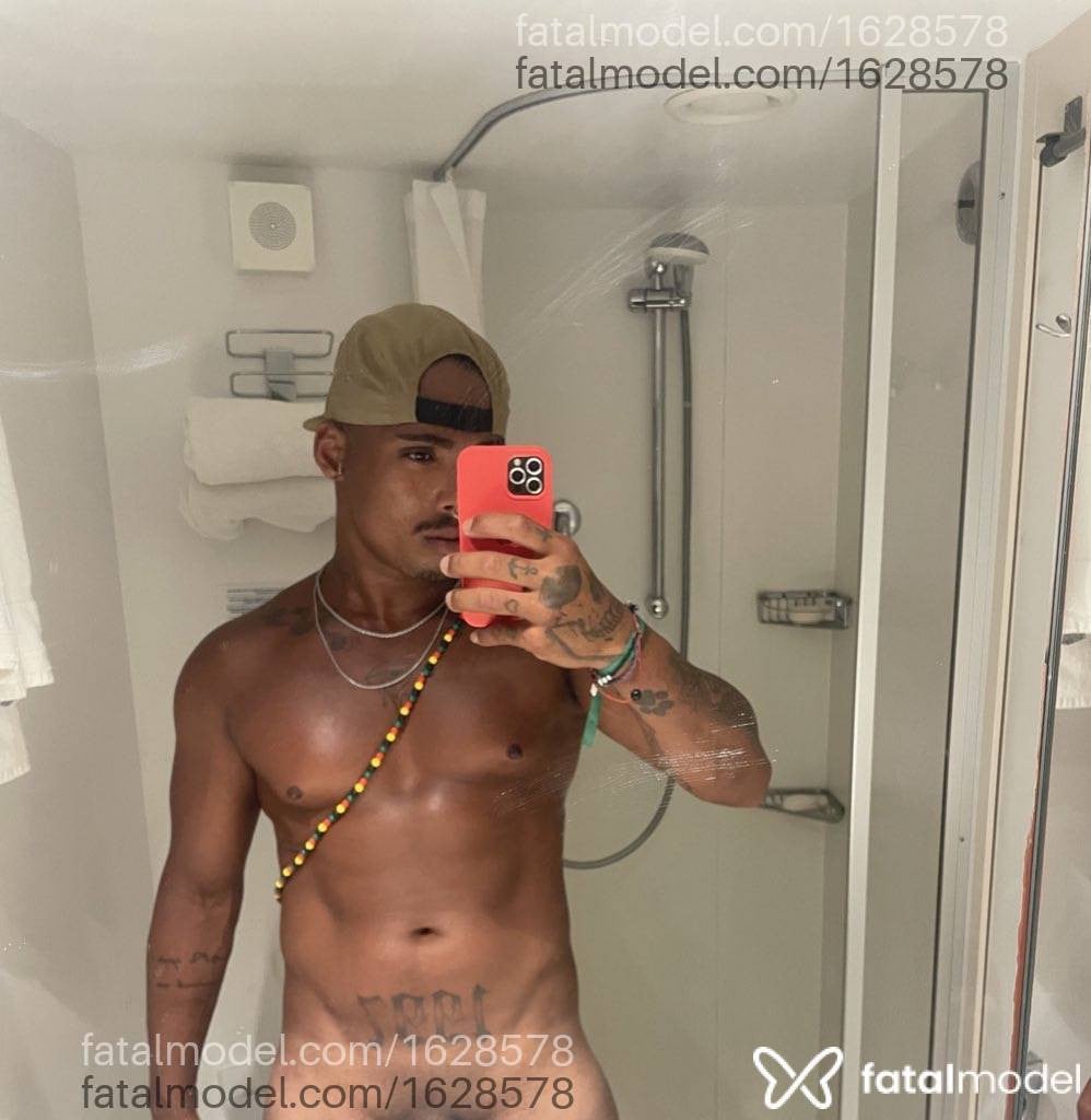 Acompanhante homem com cabelo castanho de olhos castanhos em Rio de Janeiro - Victor Toro