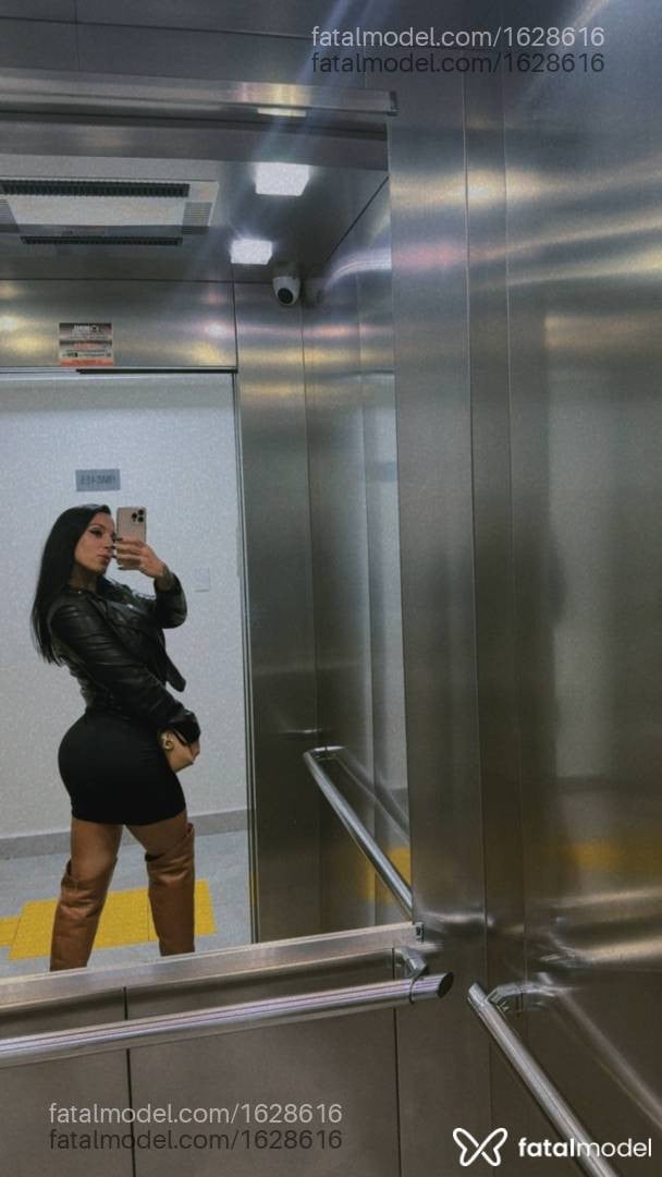 Acompanhante mulher morena (o) de olhos castanhos em São Paulo - THAIS VARGAS
