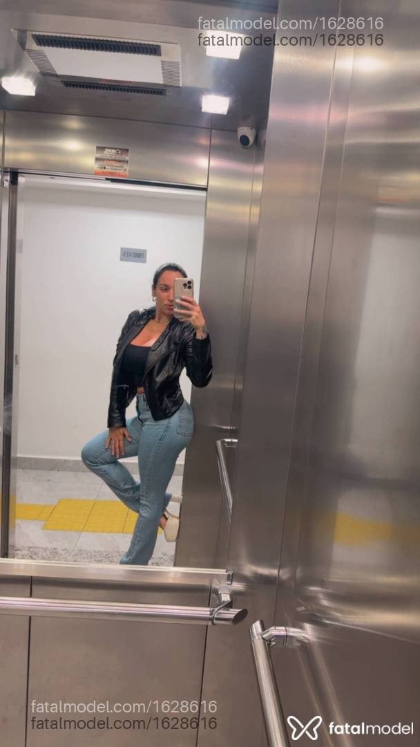 Acompanhante mulher morena (o) de olhos castanhos - THAIS VARGAS