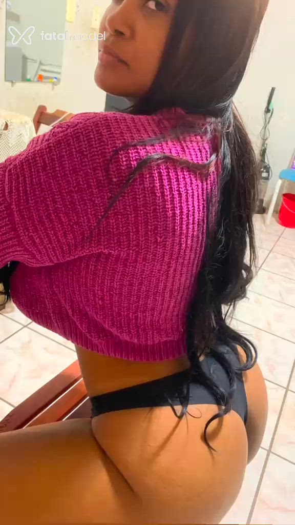 Acompanhante mulher morena (o) de olhos pretos em Guanambi - Maya