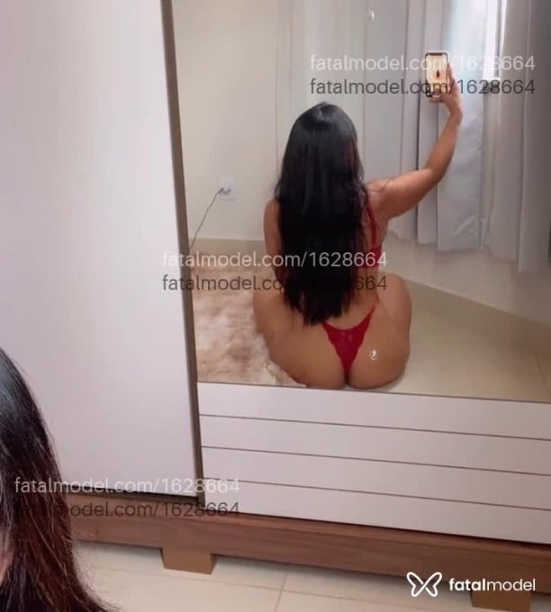 Acompanhante mulher morena (o) de olhos castanhos em Porto Velho - Livia