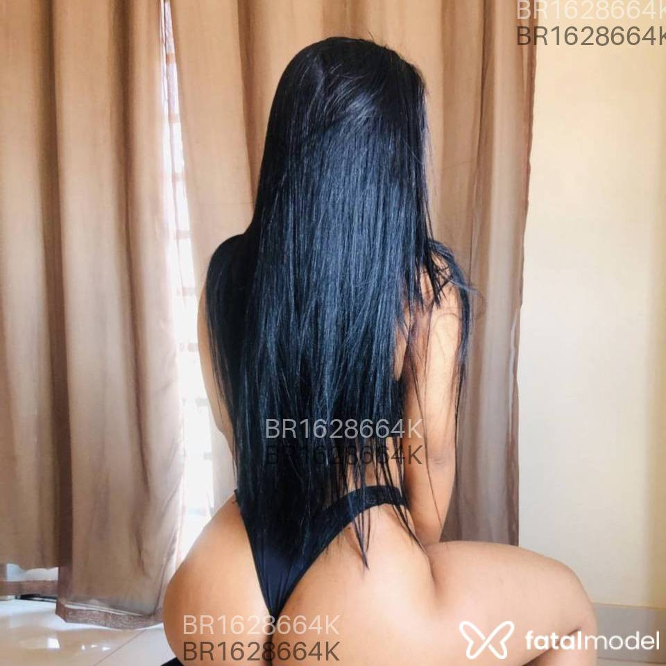 Acompanhante mulher morena (o) de olhos castanhos em Porto Velho - Livia